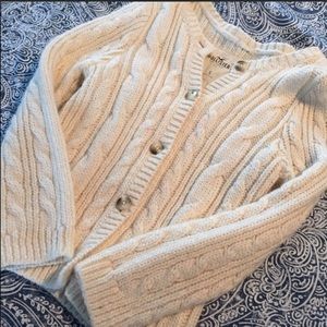 Hollister Cropped Cable-Knit Sweater!